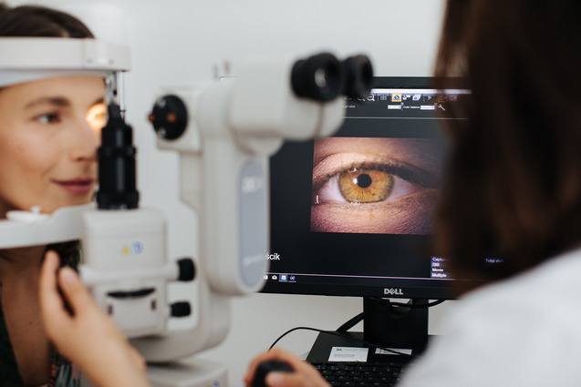 Badanie oczu do laserowej korekcji wzorku