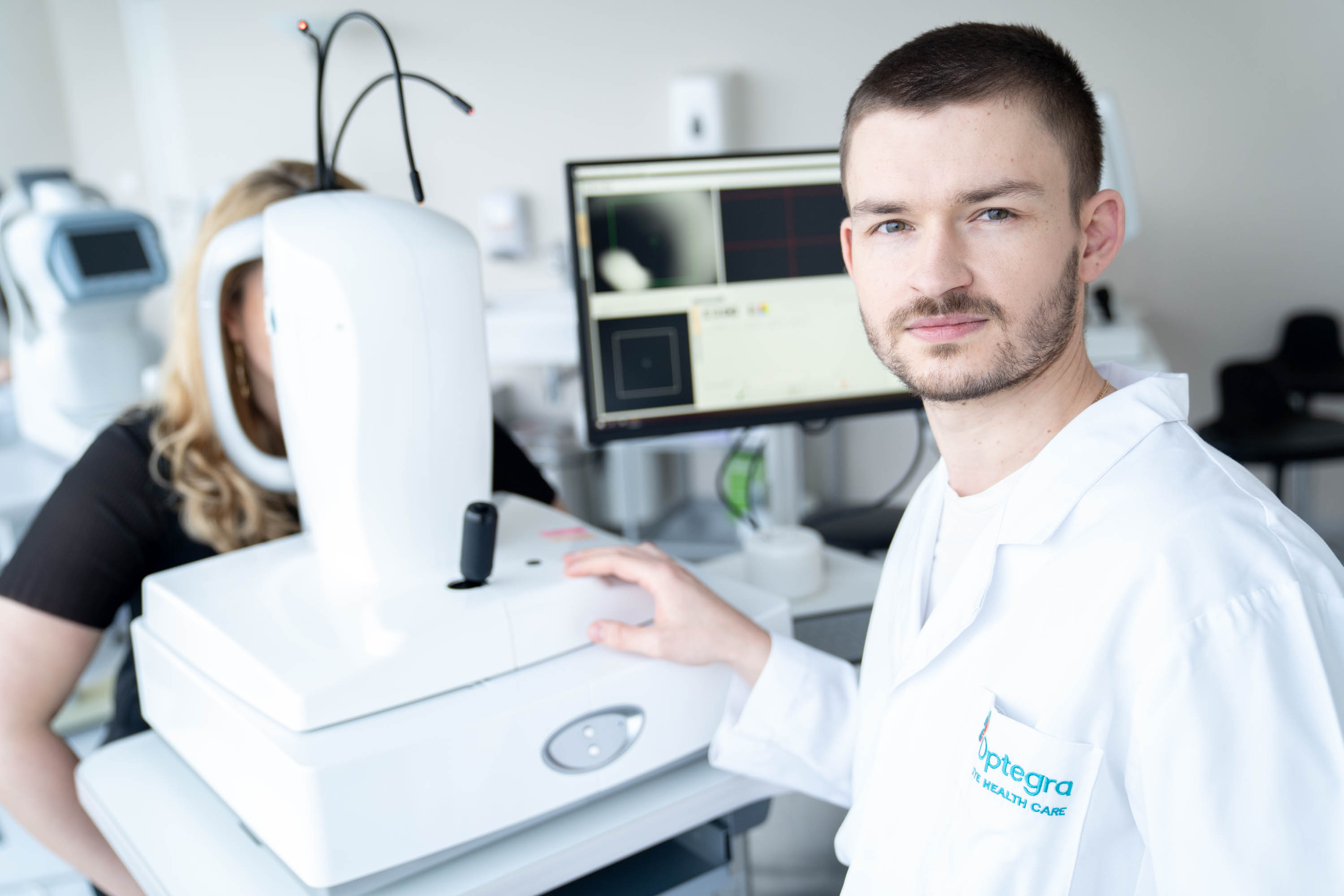 Zaćma wikłająca może powstać w każdym wieku. Przyczyny i objawy zaćmy. Nowoczesne metody leczenia tego typu katarakty